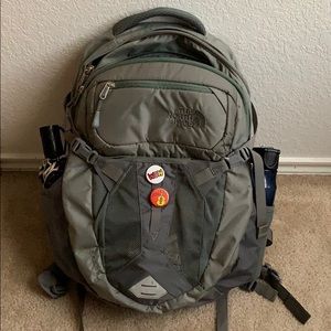 north face recon backpack